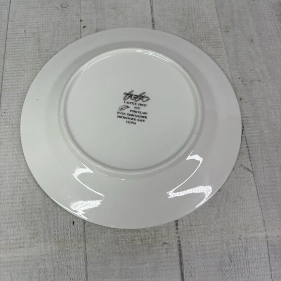 American Atelier LATTICE FRUIT 5031 Porcelain Round Salad Lunch Plates Set of 4 - Picture 3 of 16